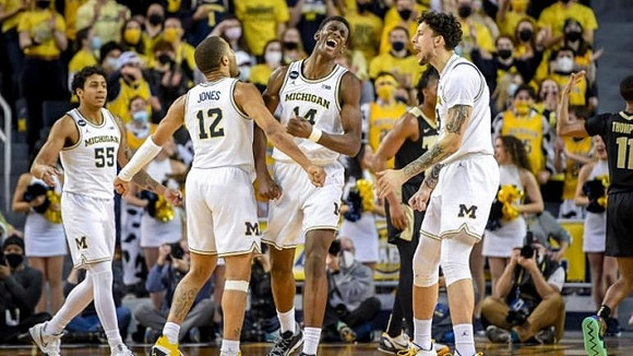 Eli Brooks (55), DeVante' Jones (12), Moussa Diabate (14), and Brandon Johns Jr. (23)