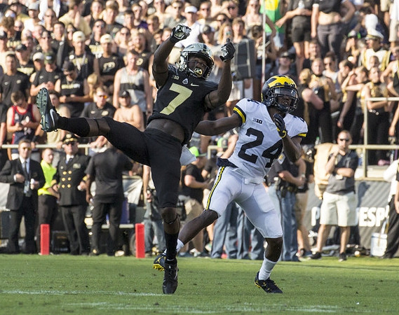 Lavert Hill (24)