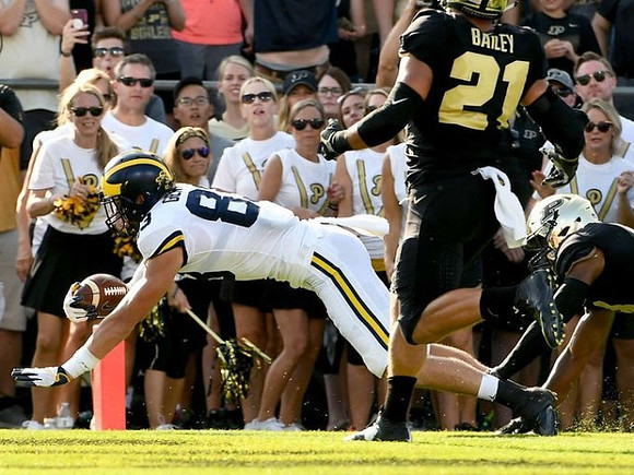 Zach Gentry (83)