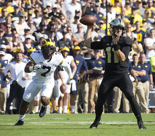 Khaleke Hudson (7)