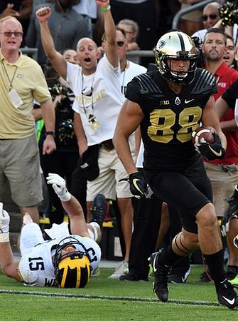 Chase Winovich (15)