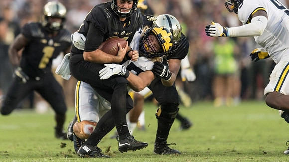 Chase Winovich (15)
