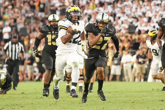Ty Isaac (32) and Henry Poggi (19)