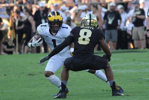 Kekoa Crawford (1)