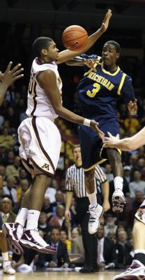 Manny Harris (3)