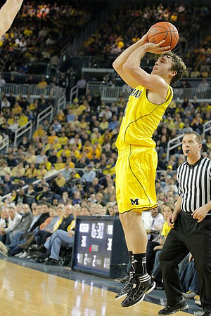 Zack Novak (0)