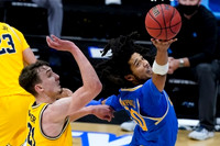 Franz Wagner (21) and Brandon Johns Jr. (23)