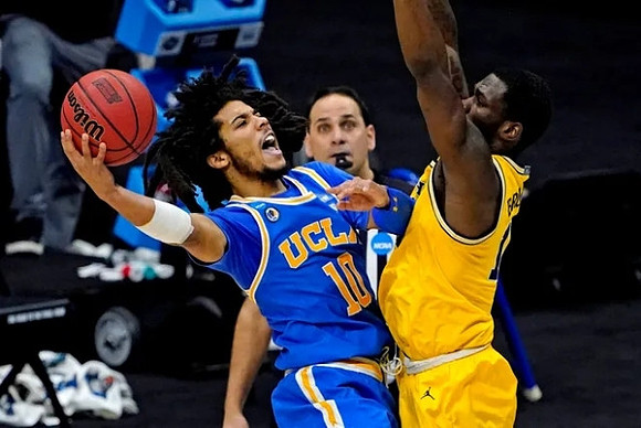 Chaundee Brown Jr. (15)