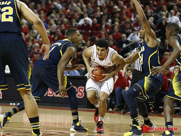 Jordan Morgan (52), Glenn Robinson III (1), Zak Irvin (21), and Caris LeVert (23)