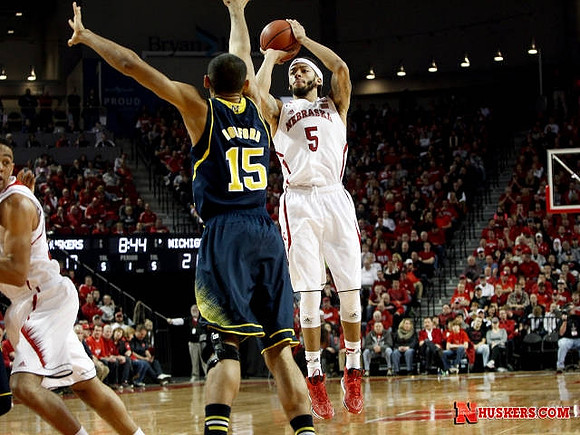 Jon Horford (15)