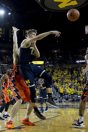 Moritz Wagner (13)