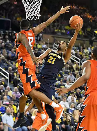 Zak Irvin (21)