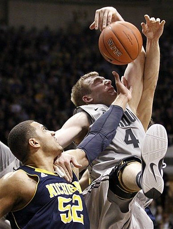 Jordan Morgan (52)