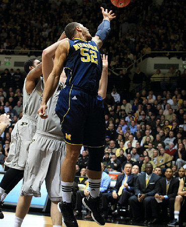 Jordan Morgan (52)