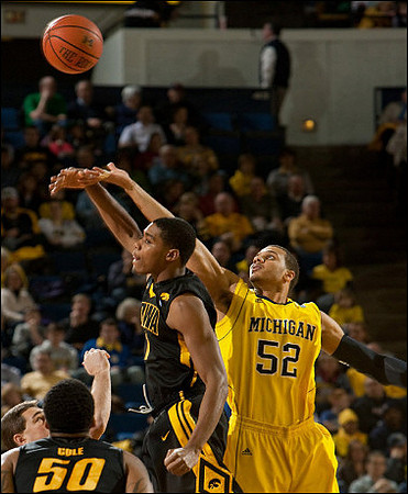 Jordan Morgan (52)