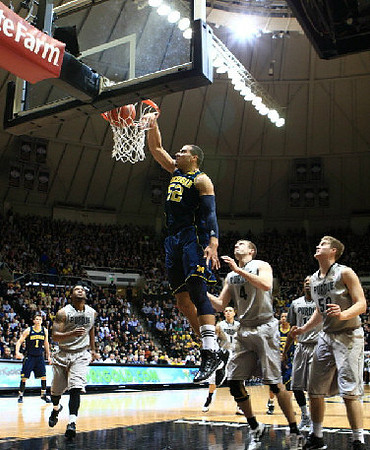 Stu Douglass (1) and Jordan Morgan (52)