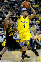 Darius Morris (4)