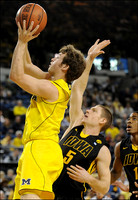 Zack Novak (0)