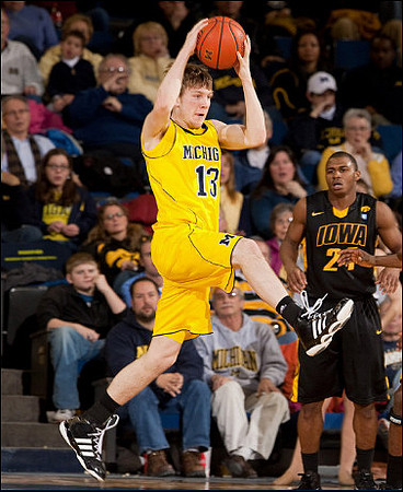 Matt Vogrich (13)