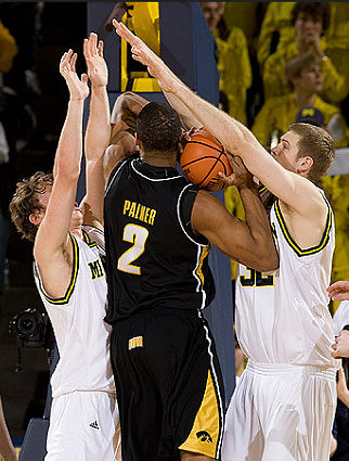 Zack Novak (0) and Zack Gibson (32)