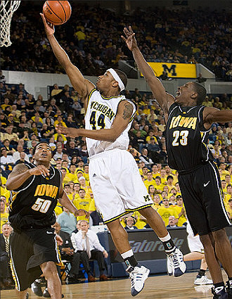 Kelvin Grady (44)