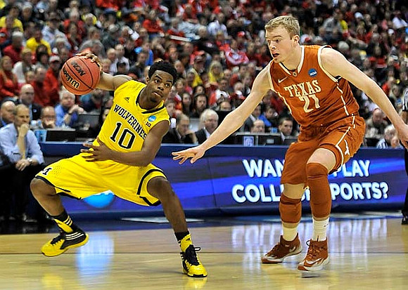 Derrick Walton Jr. (10)