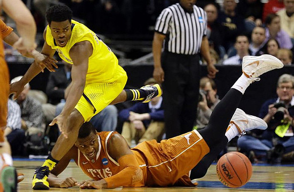 Derrick Walton Jr. (10)