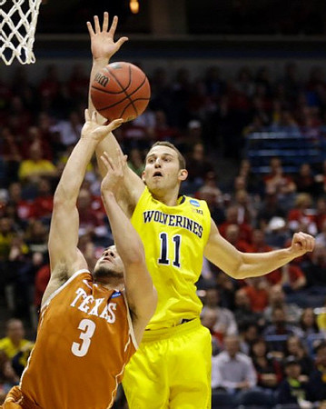 Nik Stauskas (11)
