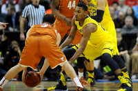 Zak Irvin (21) and Jordan Morgan (52)