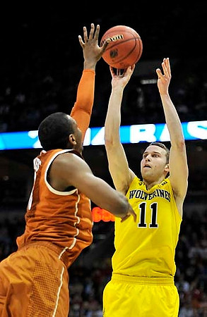 Nik Stauskas (11)