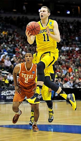 Nik Stauskas (11)