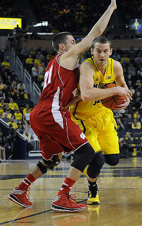 Nik Stauskas (11)