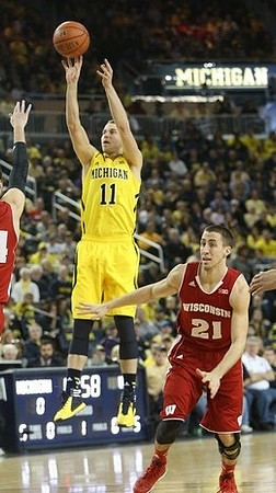 Nik Stauskas (11)