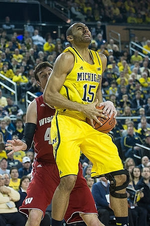 Jon Horford (15)