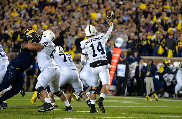 Taco Charlton (33)