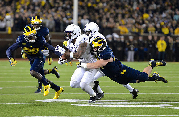 Jourdan Lewis (26) and Jake Ryan (47)