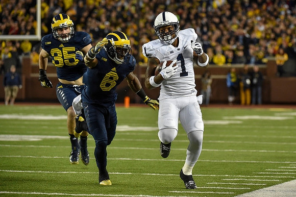 Joe Bolden (35) and Raymon Taylor (6)