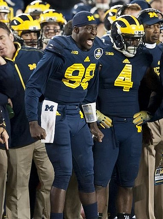 Devin Gardner (98) and De'Veon Smith (4)