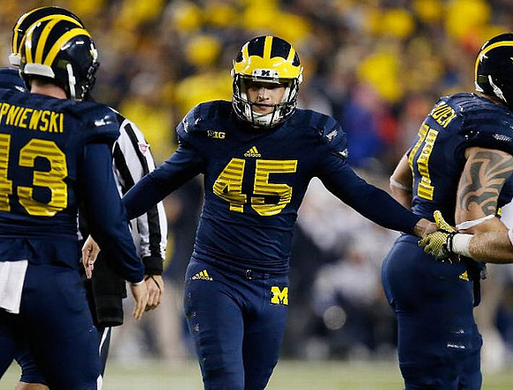 Scott Sypniewski (43), Matt Wile (45), and Kenny Allen (91)