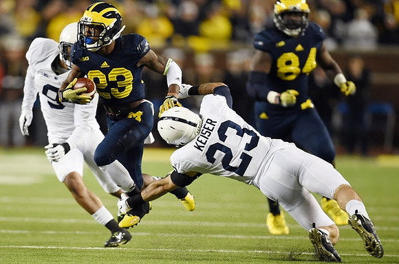 Dennis Norfleet (23) and A.J. Williams (84)