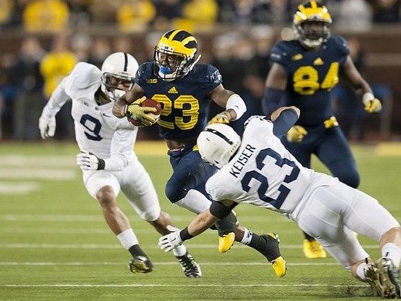 Dennis Norfleet (23) and A.J. Williams (84)