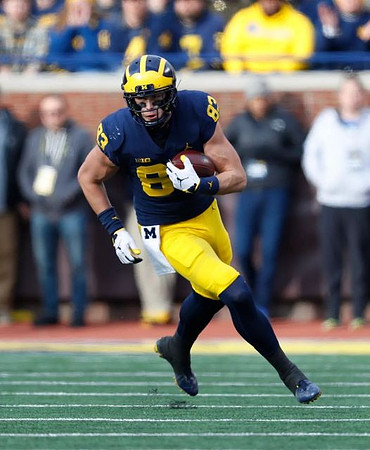 Zach Gentry (83)