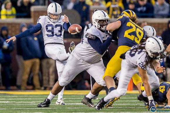 Jordan Glasgow (29) and Jake McCurry (43)