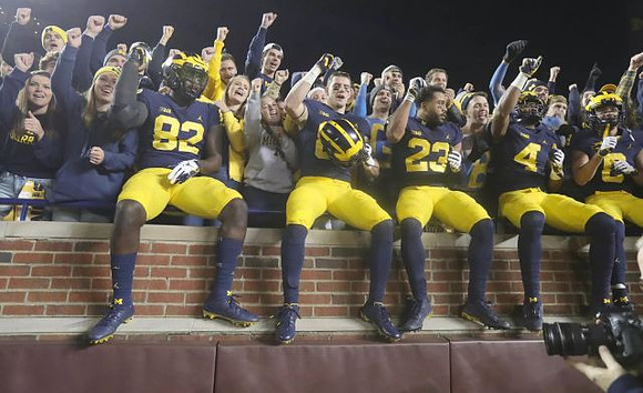 Nick Eubanks (82), Sean McKeon (84), O'Maury Samuels (23), Nico Collins (4), and Ronnie Bell (8)