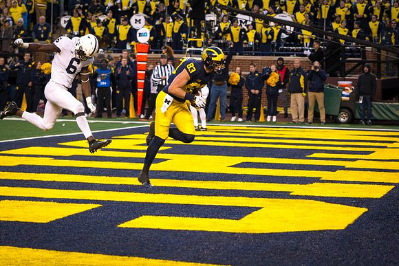 Zach Gentry (83)