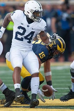 Chase Winovich (15)