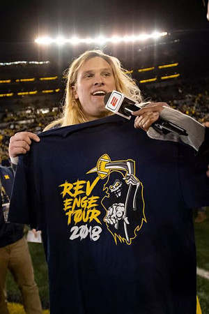 Chase Winovich (15)