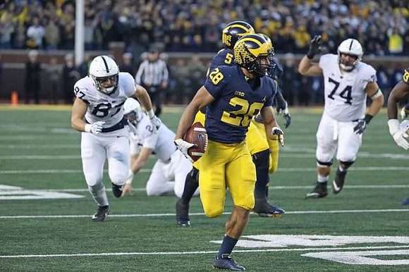 Aubrey Solomon (5) and Brandon Watson (28)