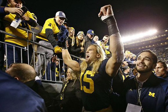 Chase Winovich (15)