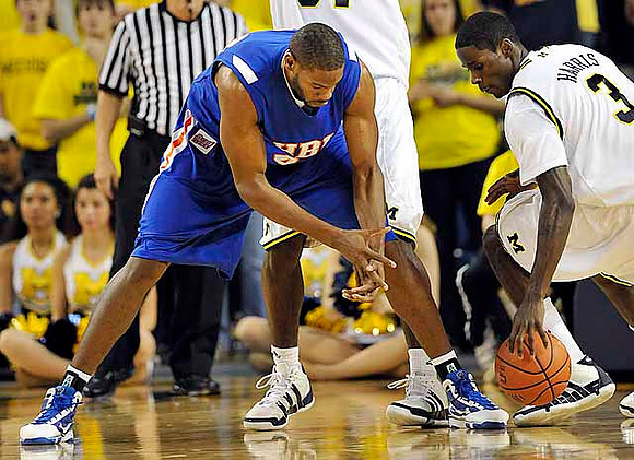 Manny Harris (3)